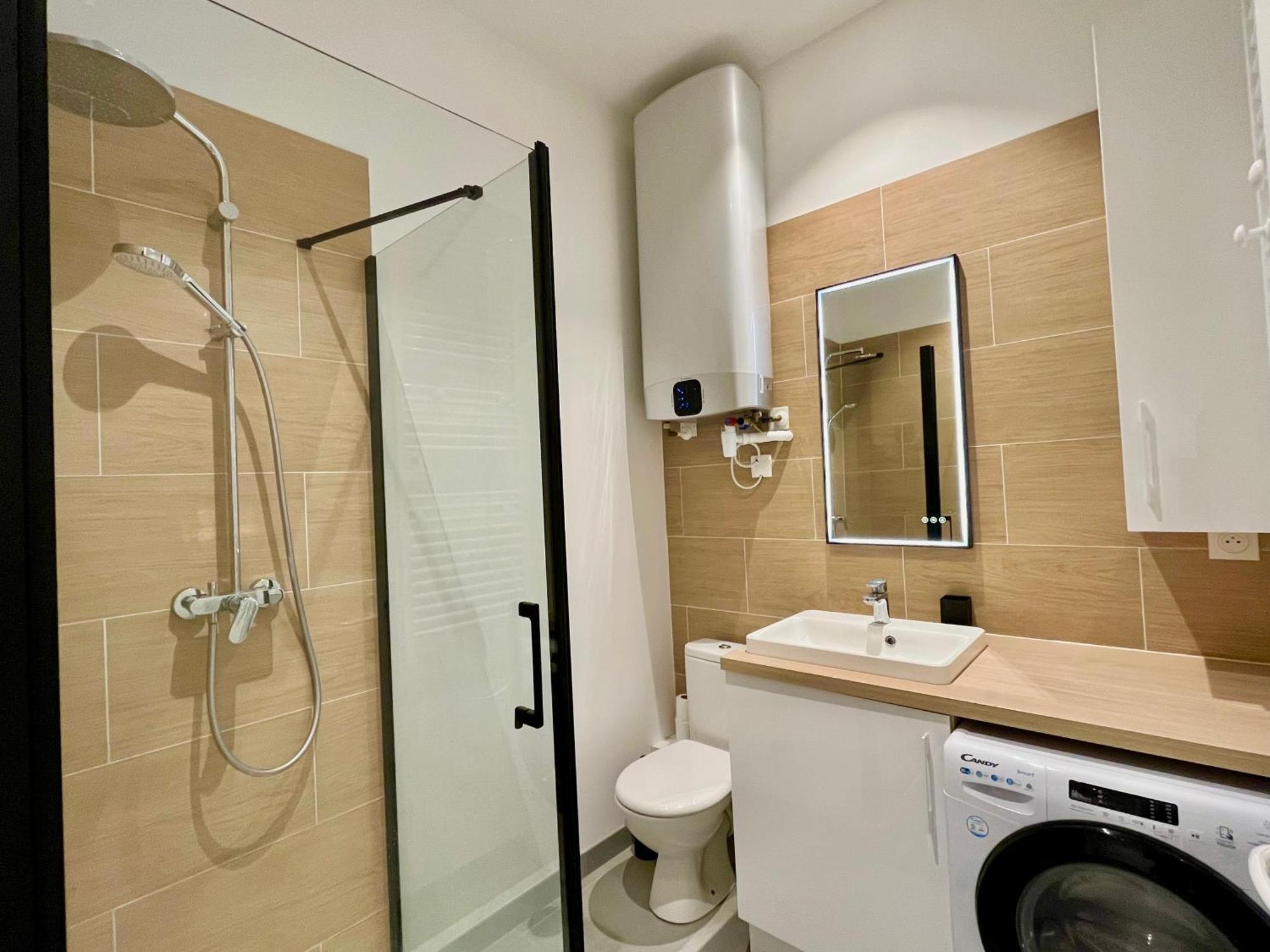 Suite Clovis 2 Reims Bagian luar foto